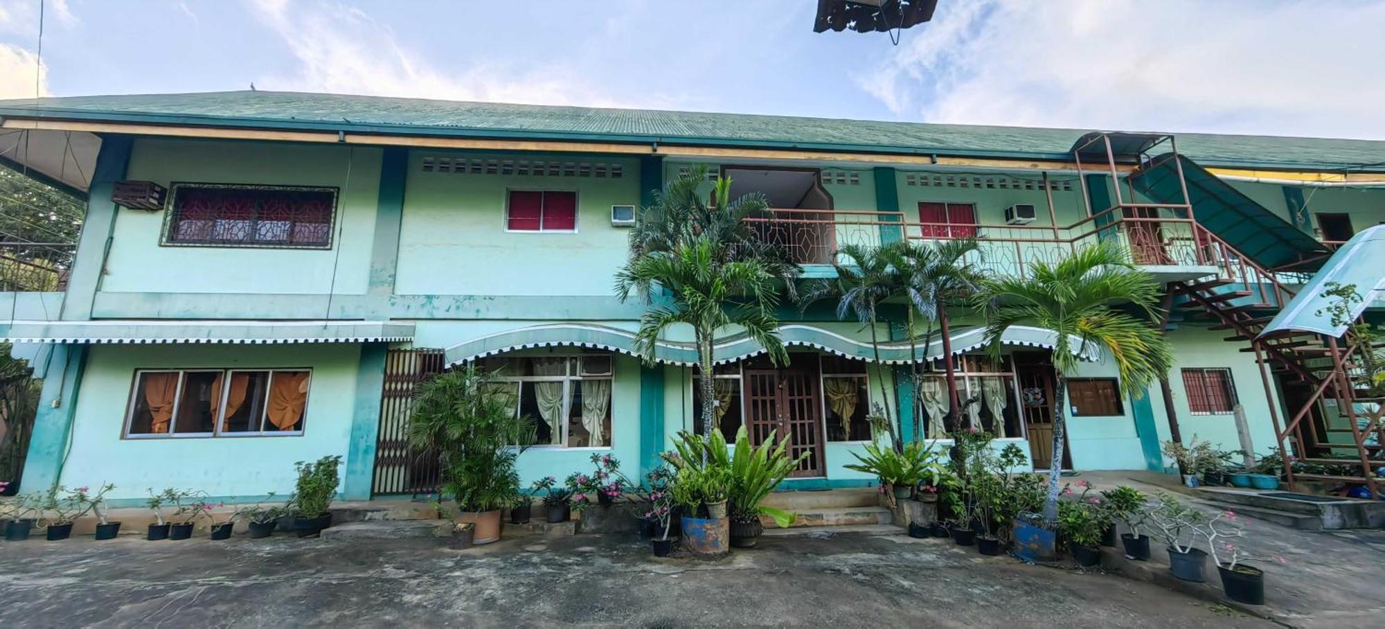 Oyo 1038 William Hearts Pension Puerto Princesa Екстериор снимка